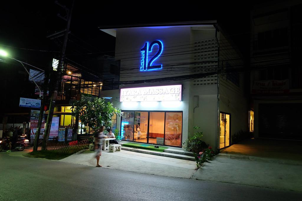 Ocean12 Chic Hotel Phuket Exterior photo