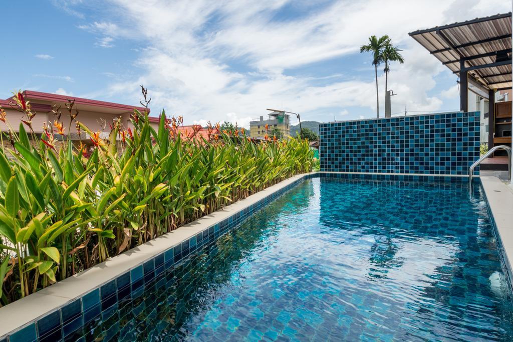 Ocean12 Chic Hotel Phuket Exterior photo