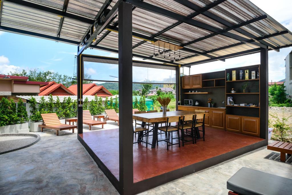 Ocean12 Chic Hotel Phuket Exterior photo