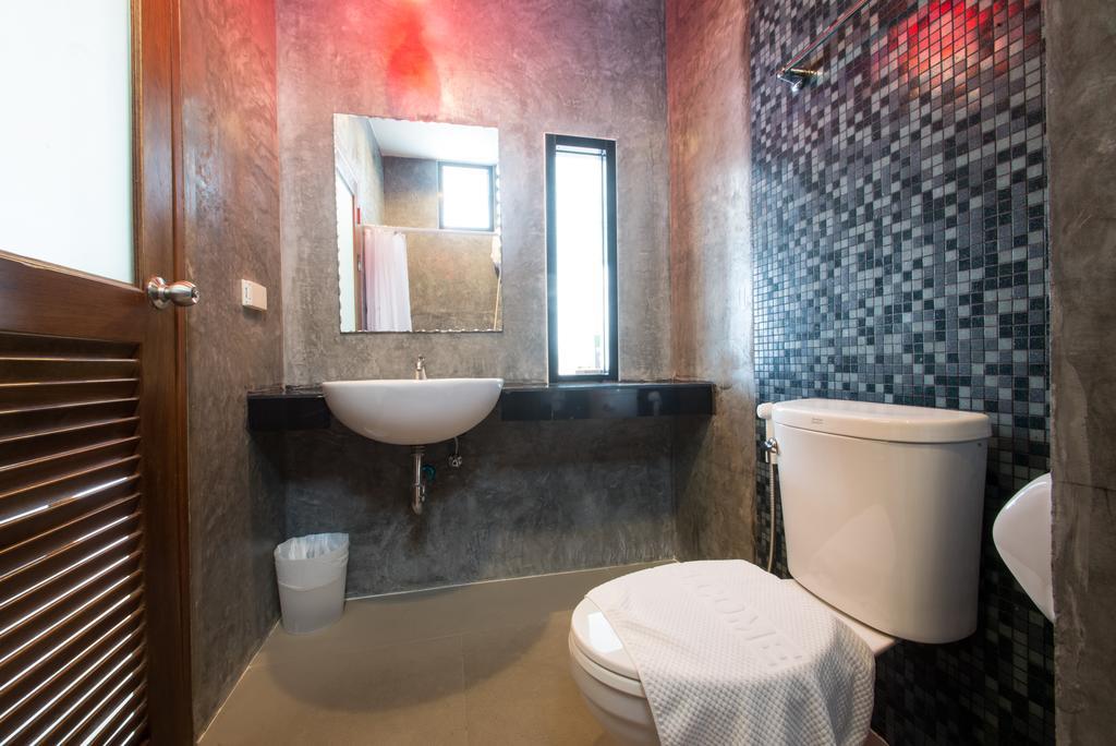 Ocean12 Chic Hotel Phuket Exterior photo